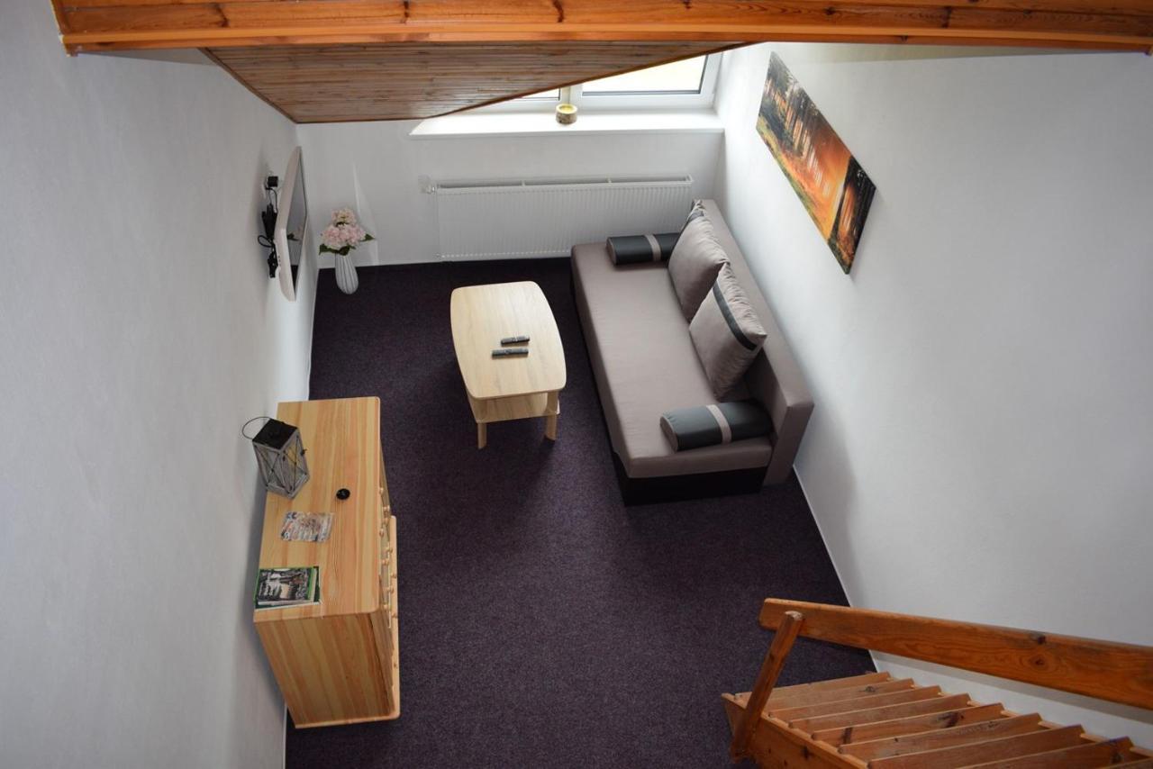 Apartmány Kubova Huť Exterior foto