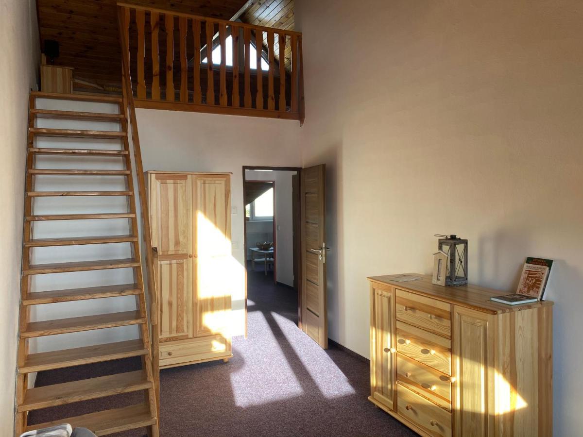 Apartmány Kubova Huť Exterior foto